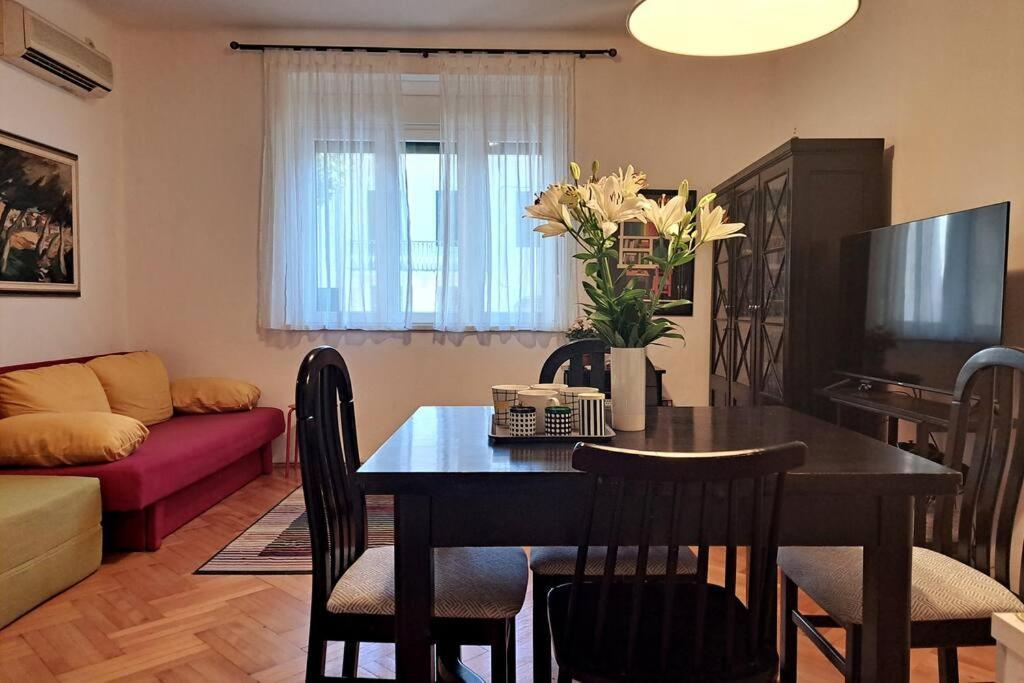 Emaus Garden - City Center & 2 Bth Split Exterior photo