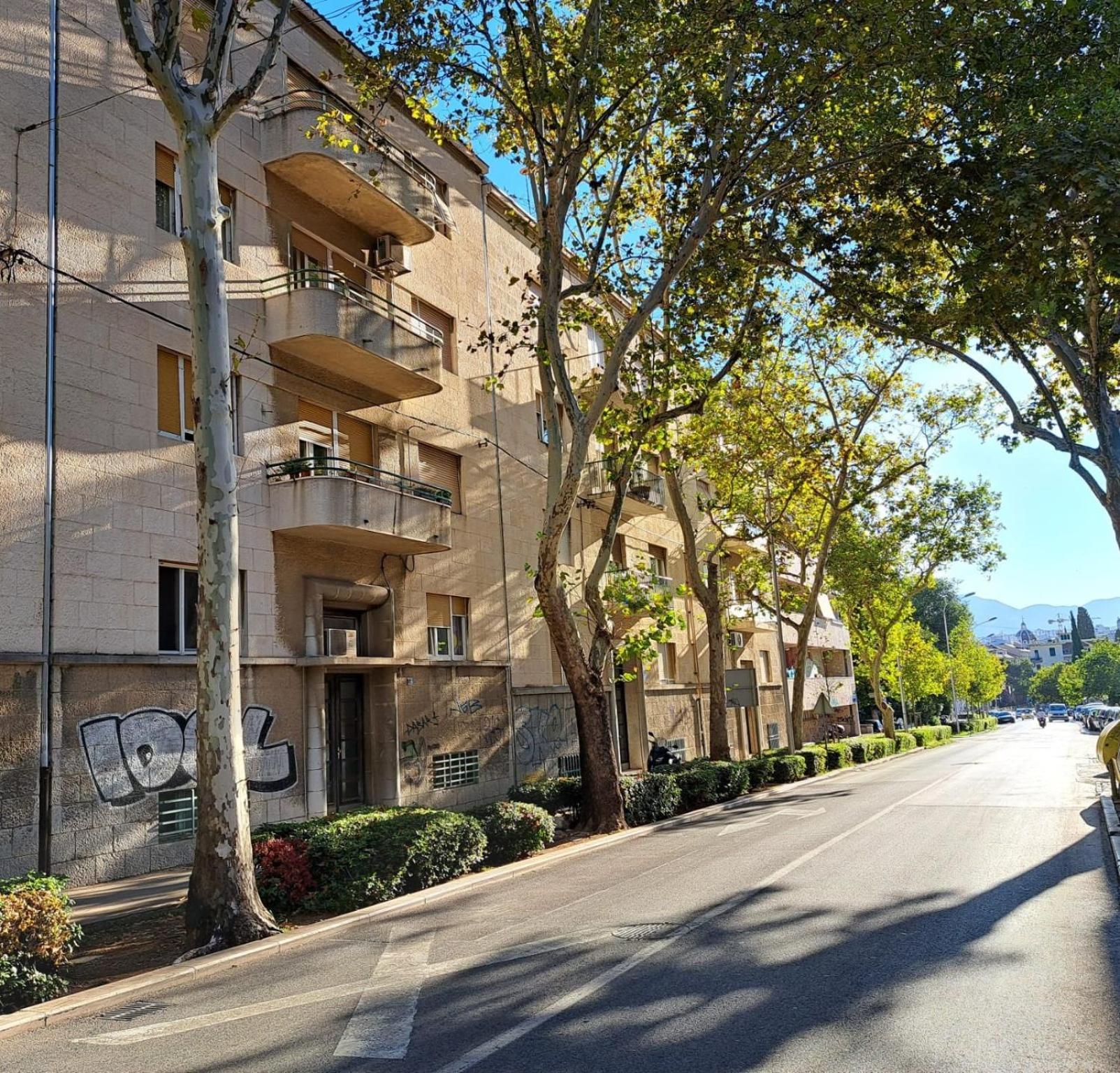 Emaus Garden - City Center & 2 Bth Split Exterior photo